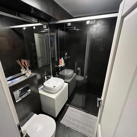 Horea's Place In The Heart Of Hotel *
